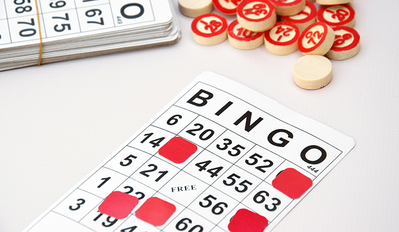 Bingo night is something that both your students and parents will love, but most importantly, it’s a highly lucrative school fundraising idea. 