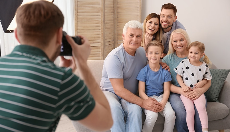 If you’re seeking a silent auction item idea that will inspire parents to bid, consider auctioning off a family photoshoot with a professional photographer. 